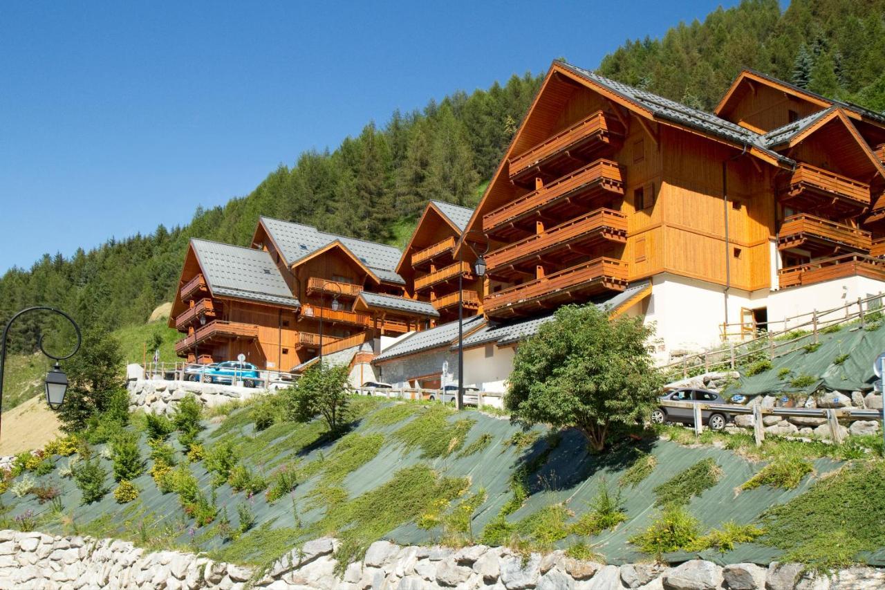 Residence Odalys Le Hameau Et Les Chalets De La Vallee D'Or Valloire Buitenkant foto