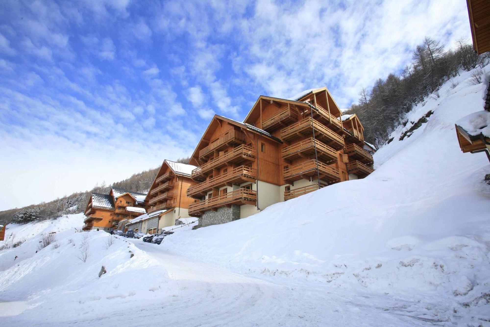 Residence Odalys Le Hameau Et Les Chalets De La Vallee D'Or Valloire Buitenkant foto