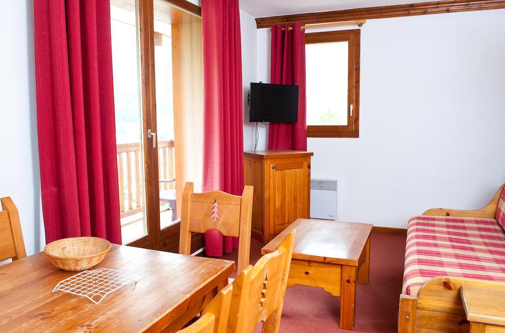 Residence Odalys Le Hameau Et Les Chalets De La Vallee D'Or Valloire Kamer foto
